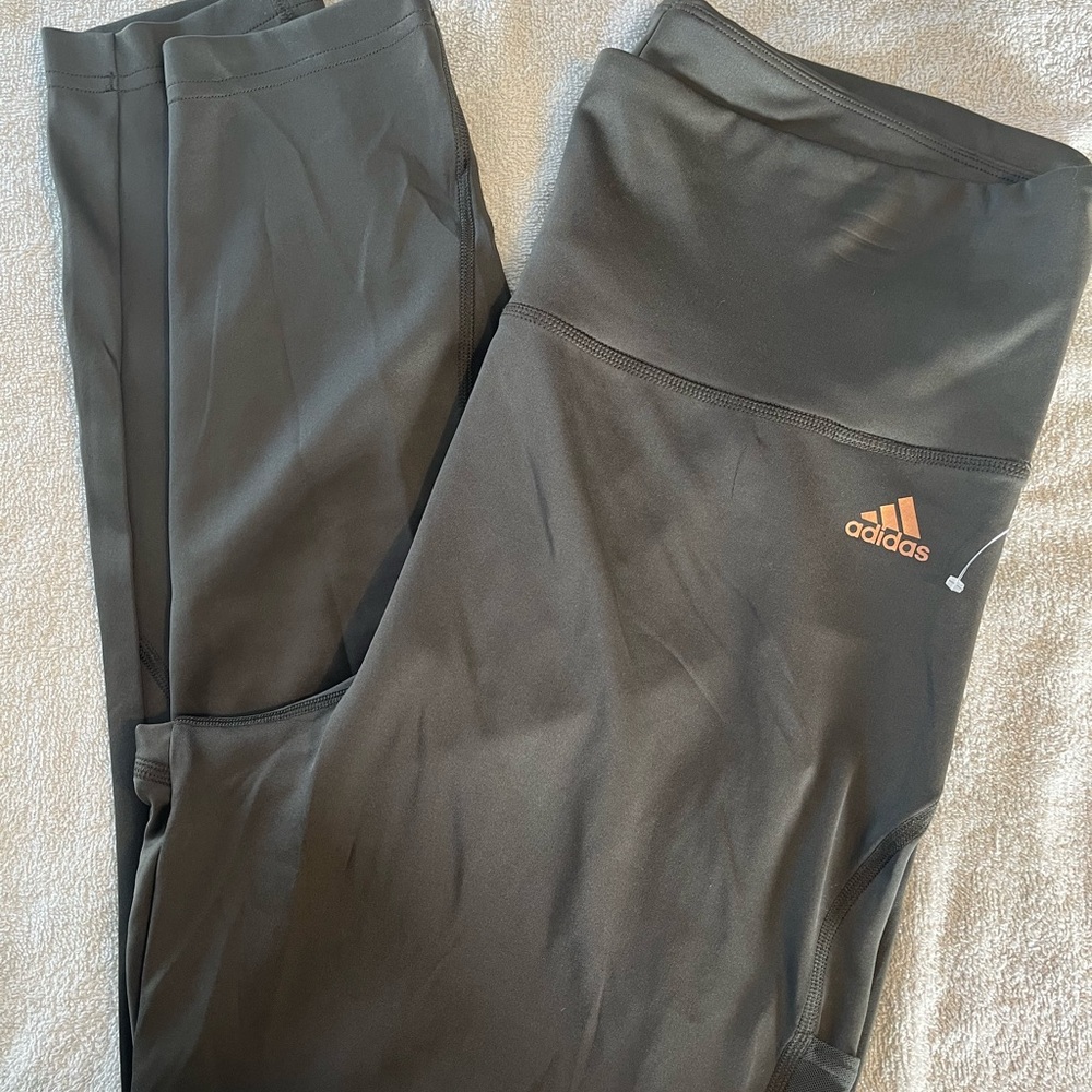 Adidas leggings